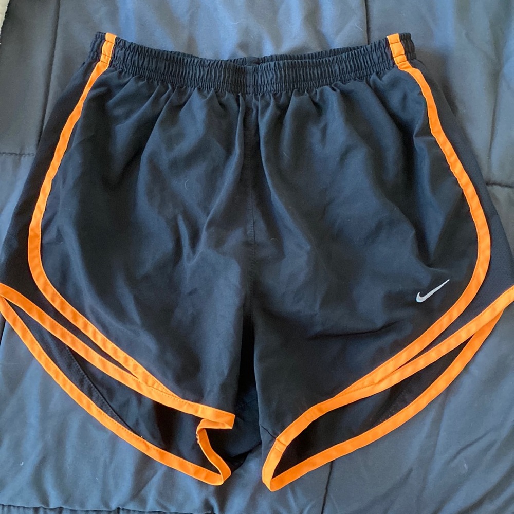 Nike athletic shorts black/orange size S